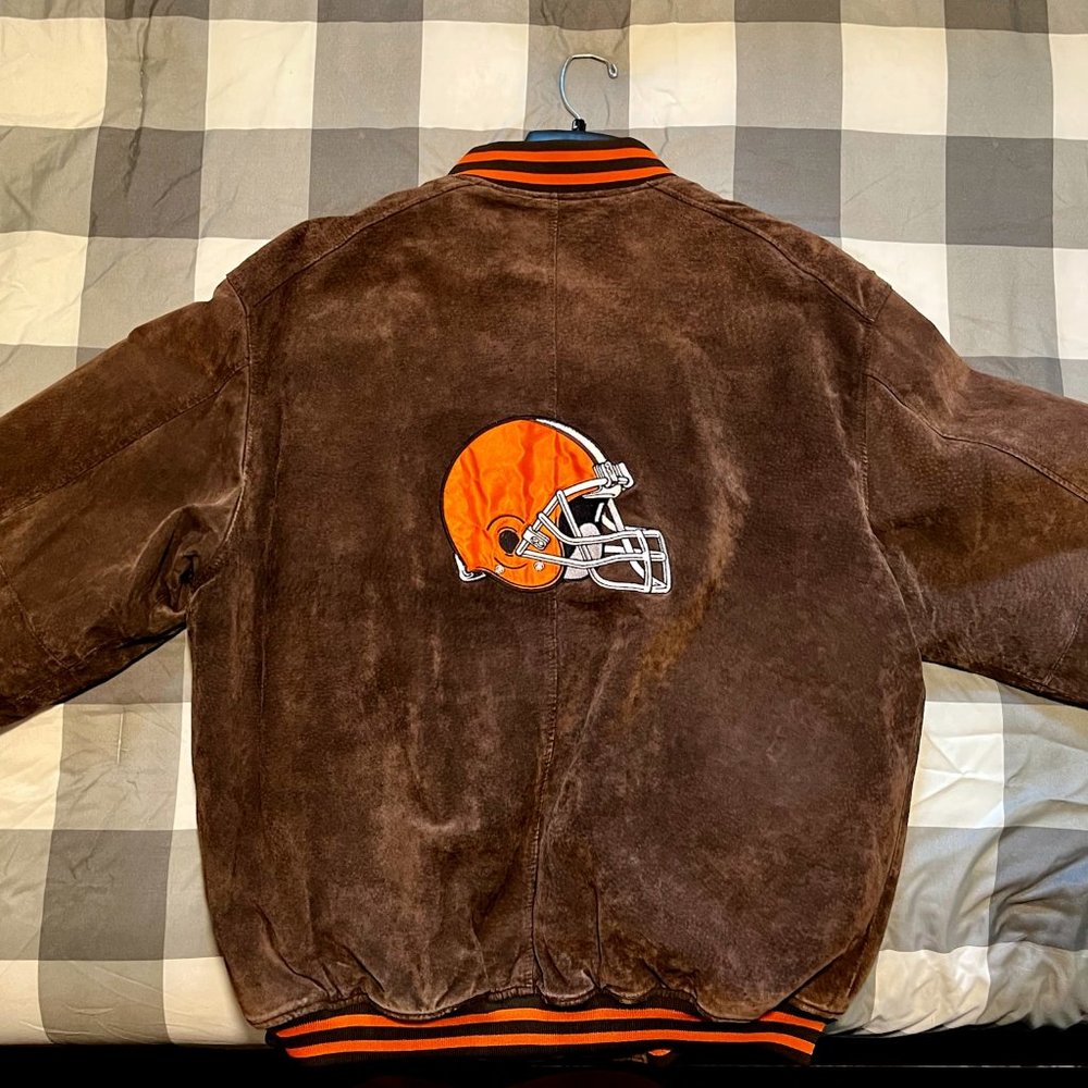 Cleveland Browns Pro Player Suede Jacket; Size L